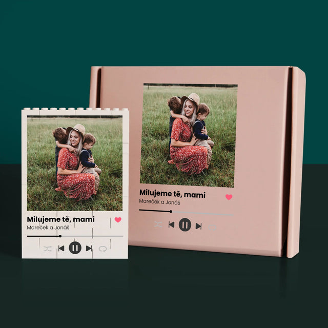 Fotka S Textem: Milujeme Tě, Mami - Kostky Lego 