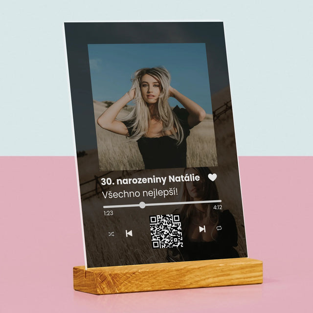 Fotka S Textem: Spotify S Qr Kódem K Narozeninám - Tisk Na Akrylovém Skle