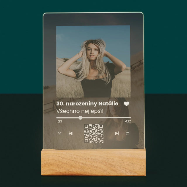 Fotka S Textem: Spotify S Qr Kódem K Narozeninám - Tisk Na Akrylovém Skle