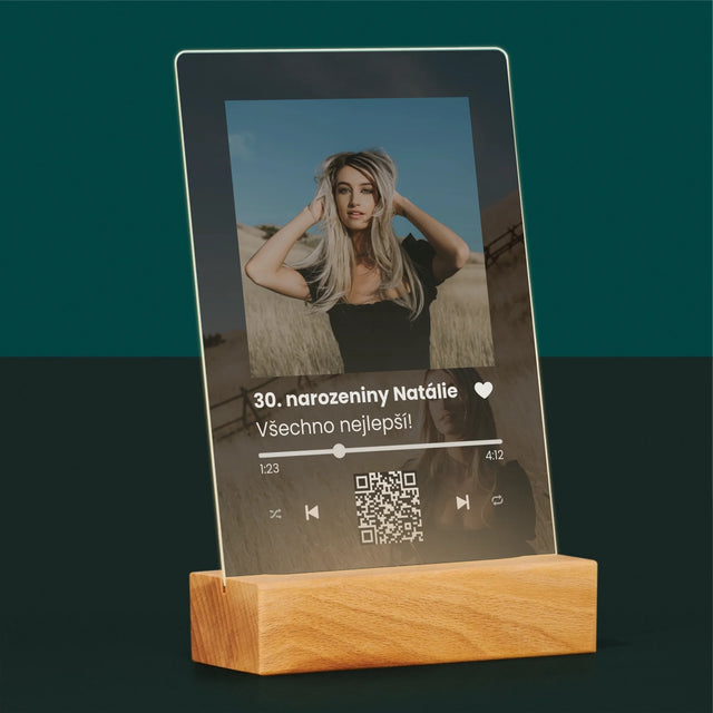 Fotka S Textem: Spotify S Qr Kódem K Narozeninám - Tisk Na Akrylovém Skle