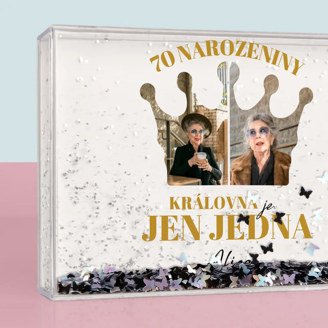 Tvar Z Fotek: 70. Narozeniny Královna - Sněžící Fotorámeček